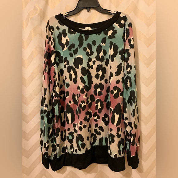 Tops - Plus Size Multicolored Animal Print Sweatshirt